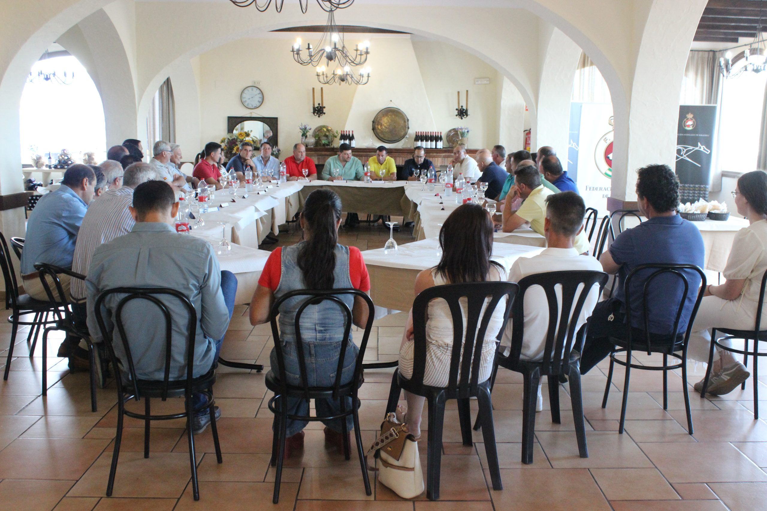 Imagen 3 de la Asamblea donde la Federación Andaluza de Galgos inicia una nueva etapa con ilusión y renovación.
